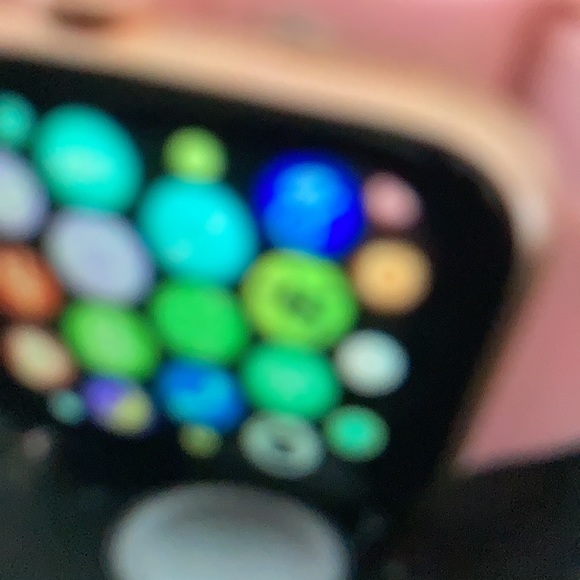 Watch Series 8 - Picture 3 of 3